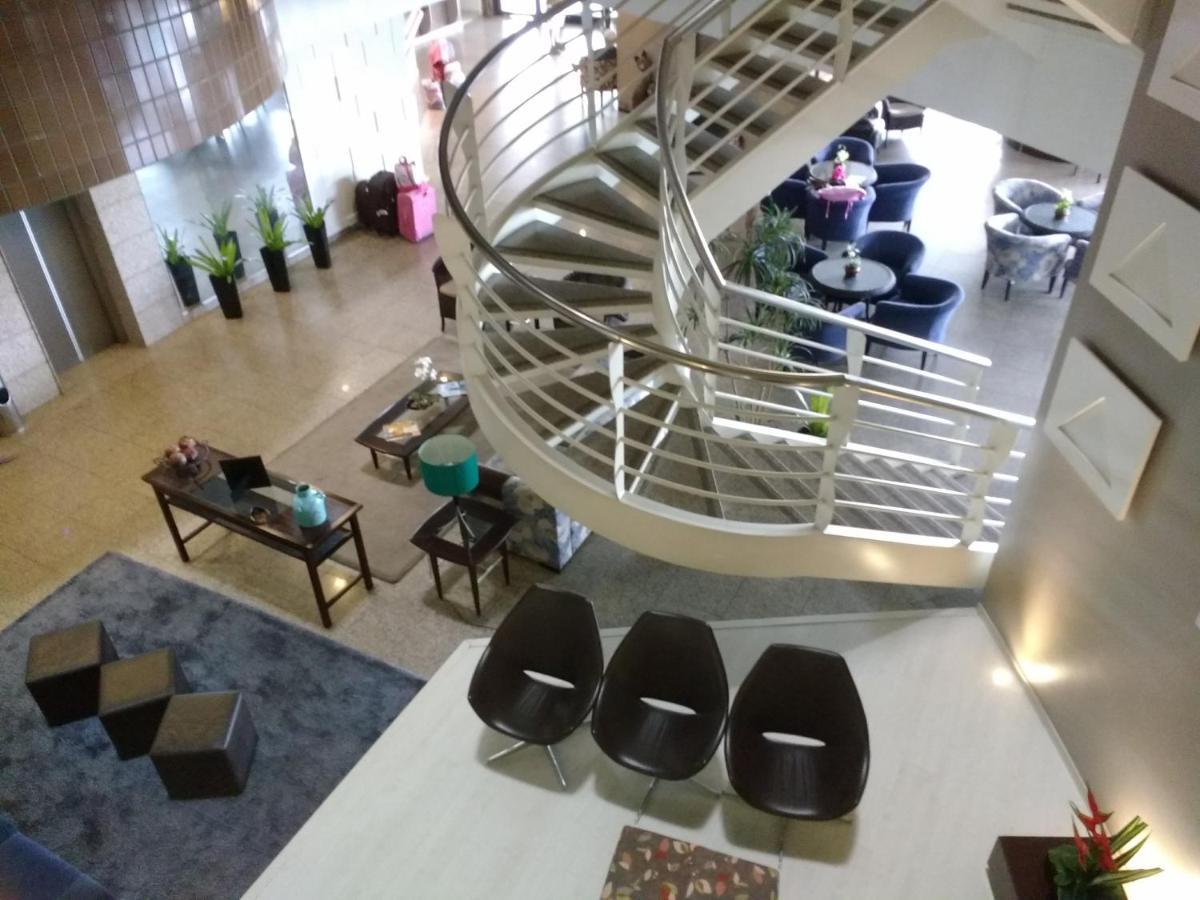 Apt. Em Hotel Na Av. Beira Mar Em Fortaleza Екстериор снимка